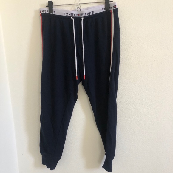 urban outfitters tommy hilfiger joggers